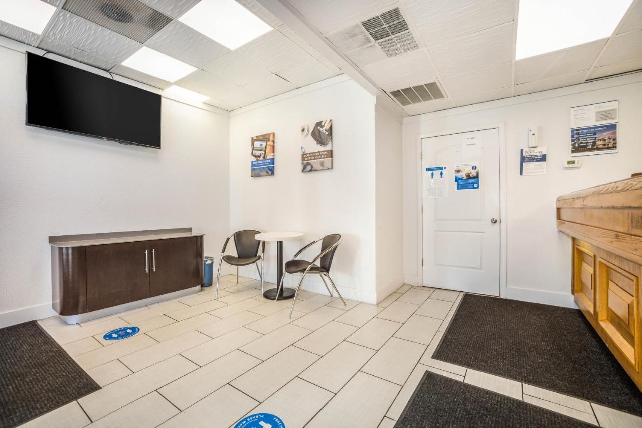 Studio 6 Florence, Sc Luaran gambar